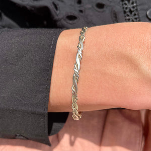 Vintage Sterling Silver Thin Rope Bangle
