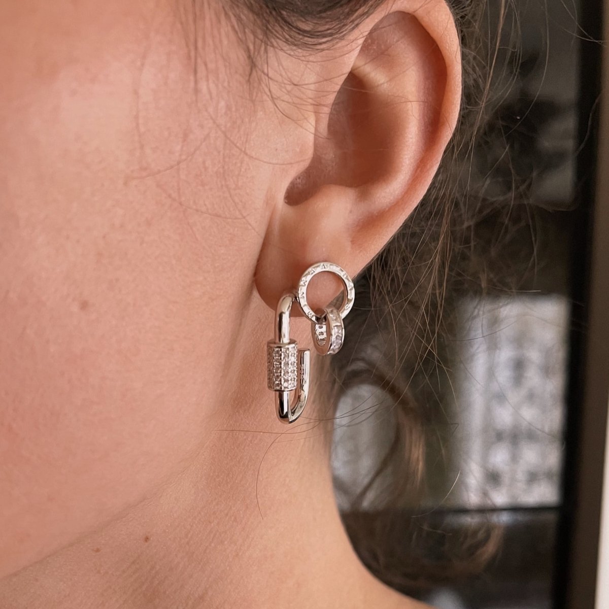 Sterling Silver Oval Locking Minkaa Hoops - Minkaa Daisy