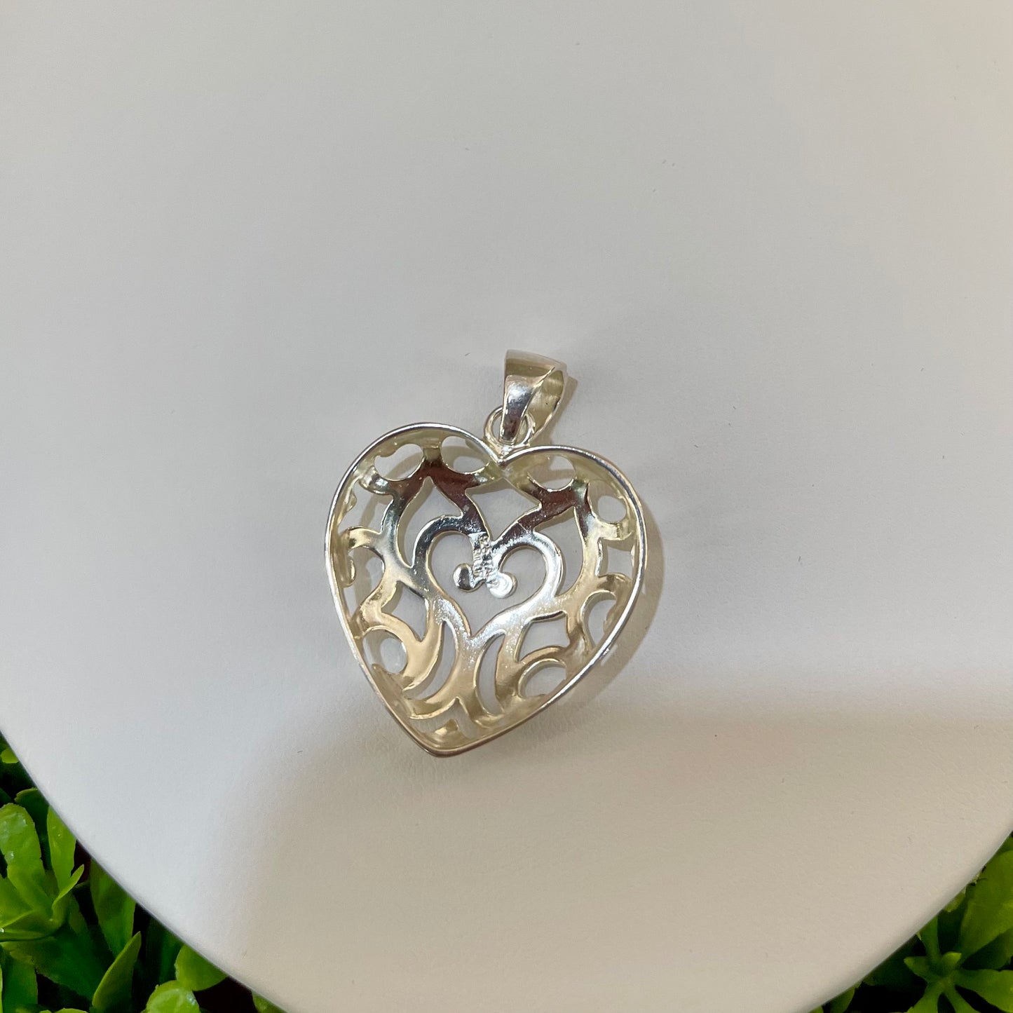 Vintage Sterling Silver Filigree Heart Pendant