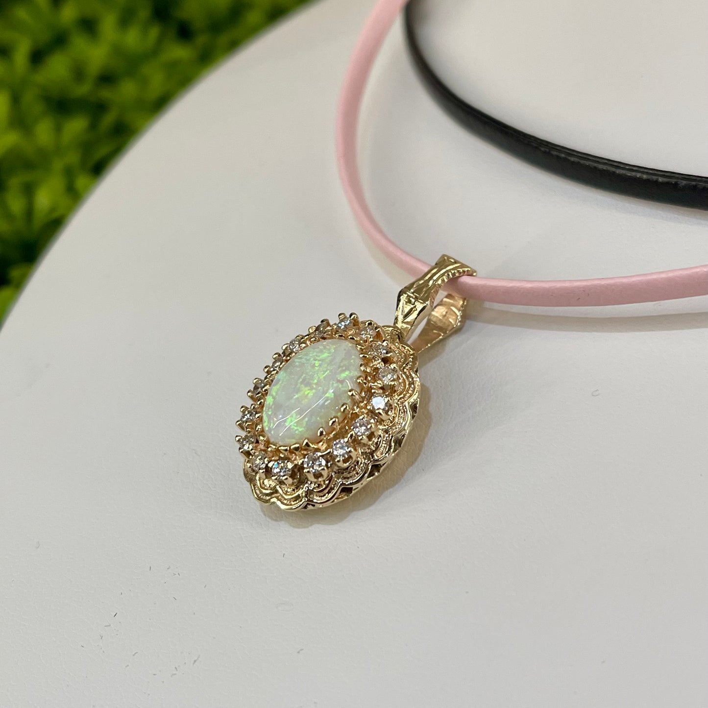 Vintage 14K Yellow Gold Opal & Diamond Pendant