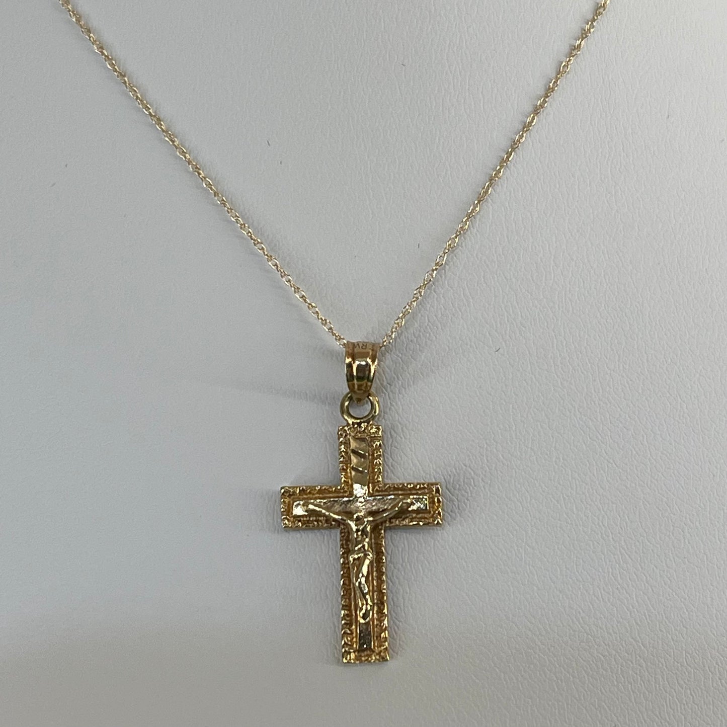 Vintage 10K Yellow Gold Cross Necklace