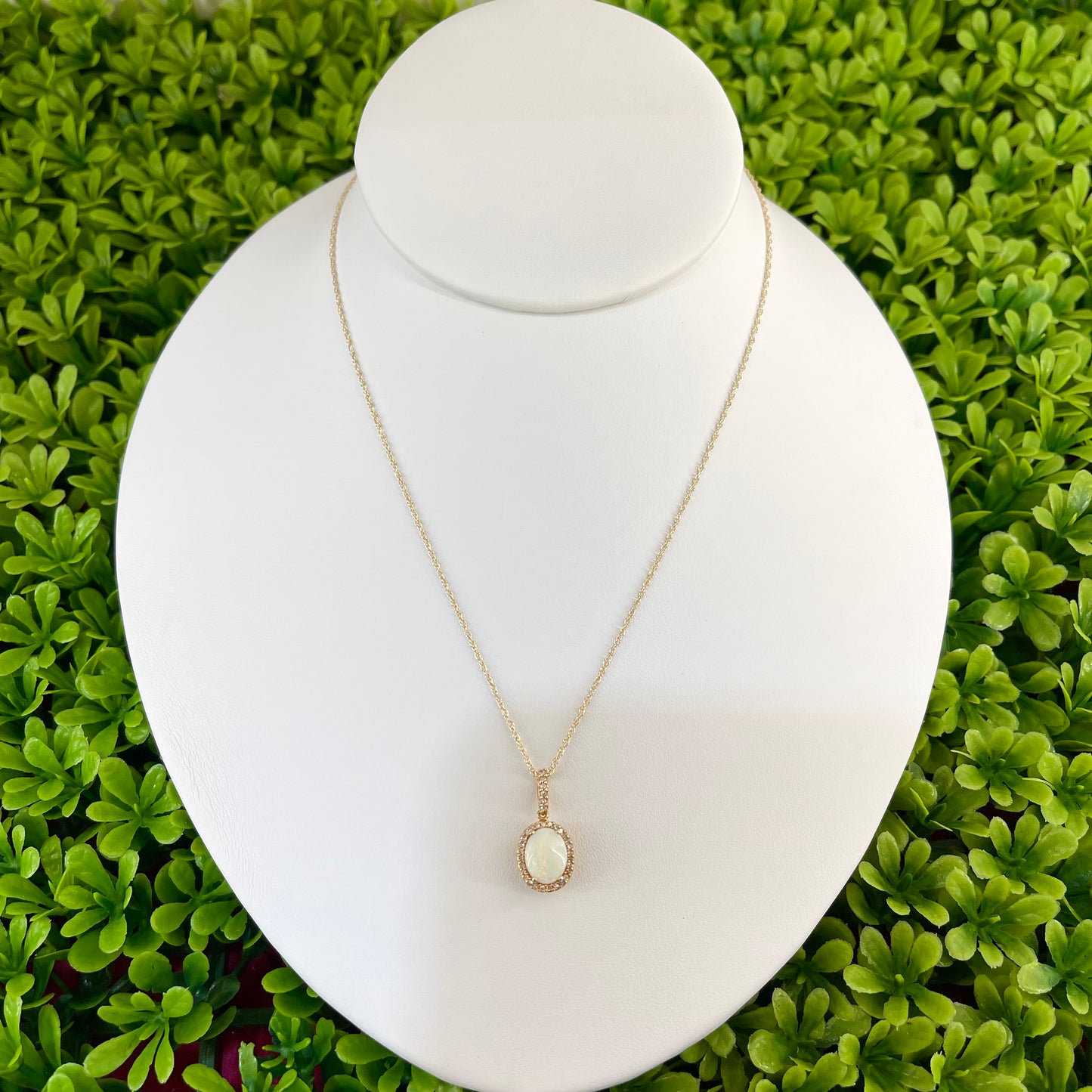 Vintage 14K Yellow Gold Opal & Diamond Necklace