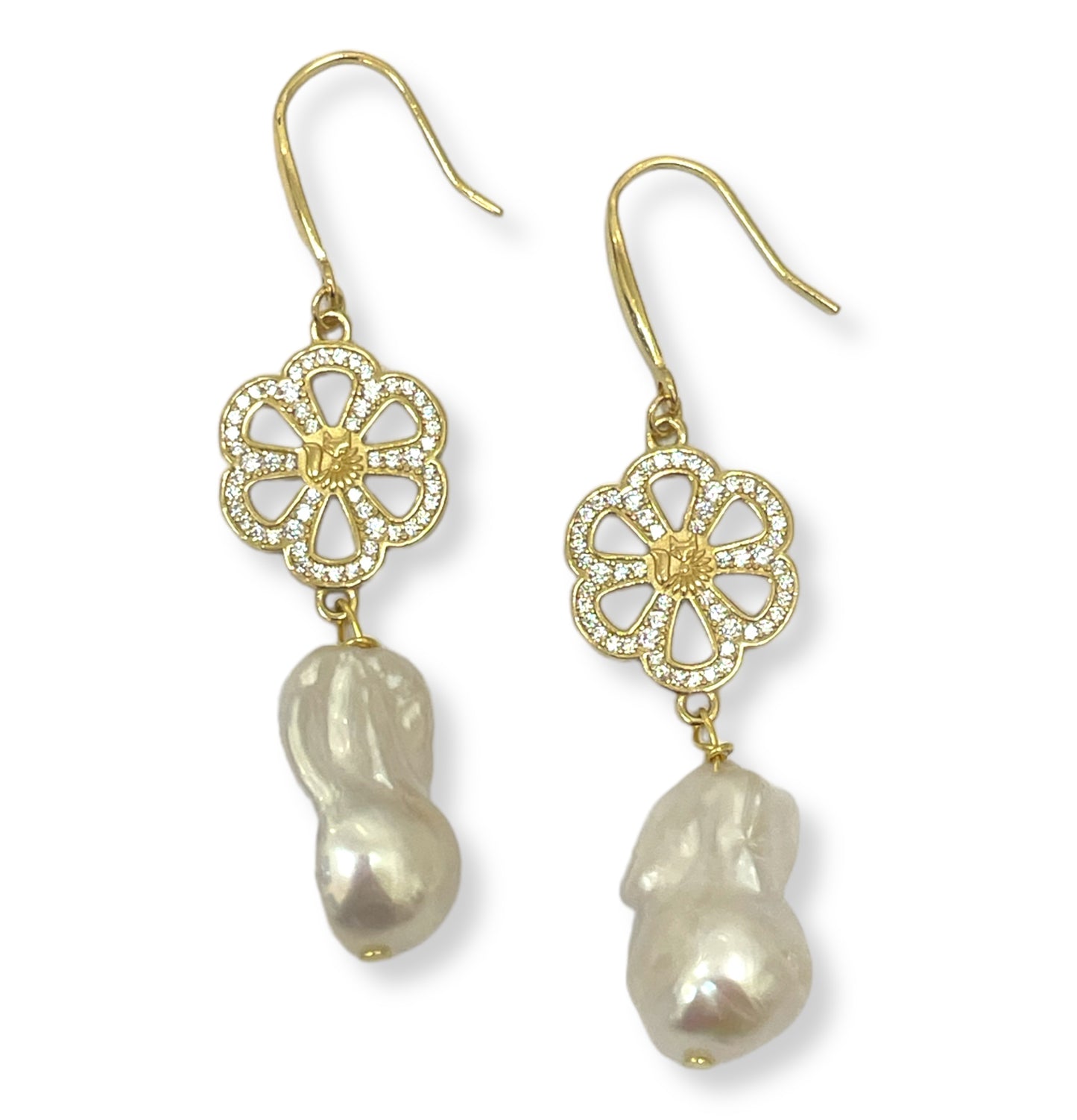 Fallyn Baroque Pearl Dangle Earrings