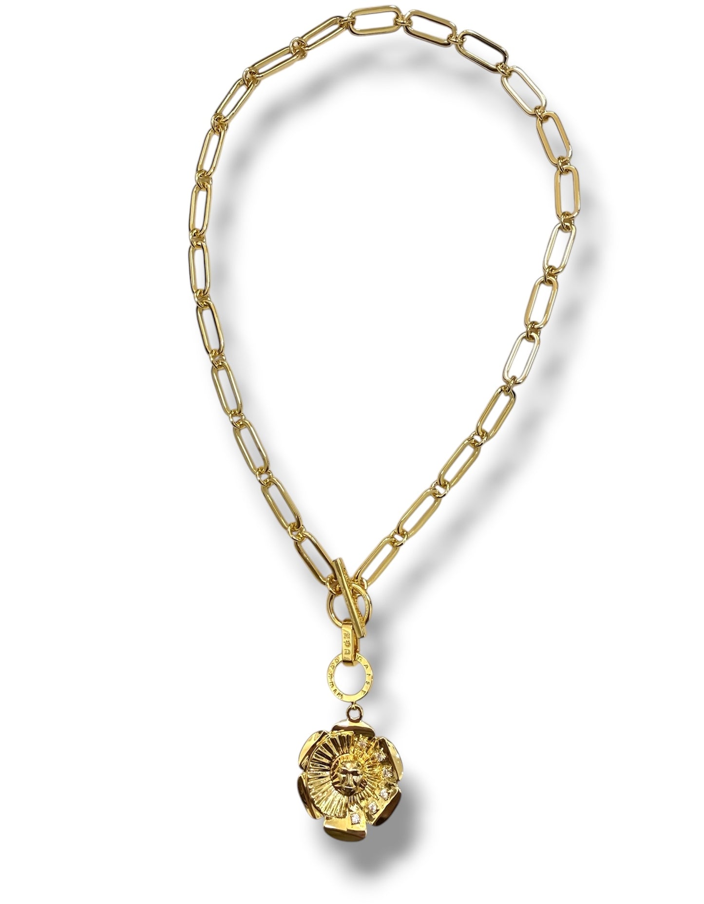 Sunburst Sydney Daisy on Toggle Chain