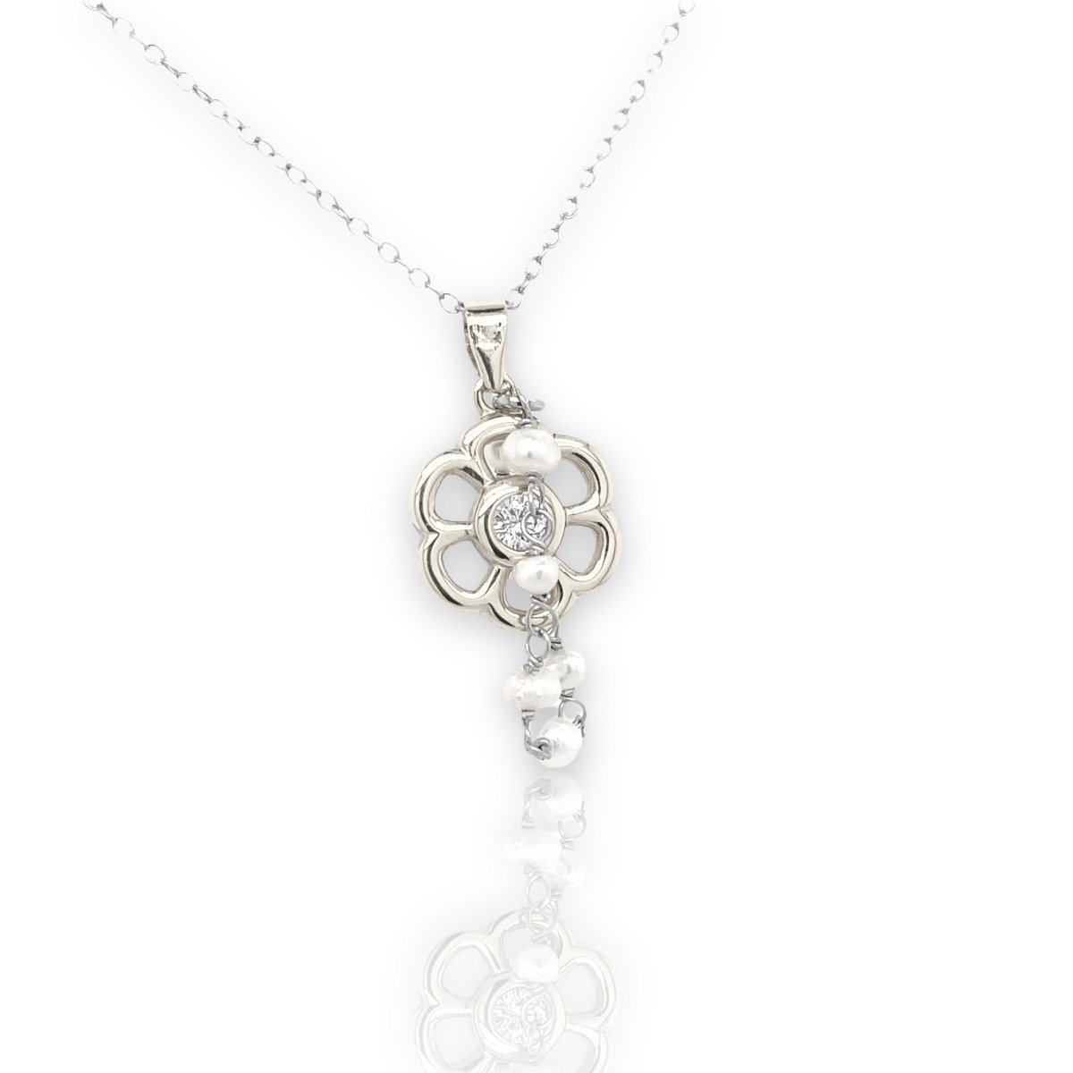 Rapunzel Chained Magical Daisy Necklace